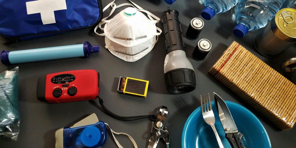 vehicle emergency kit